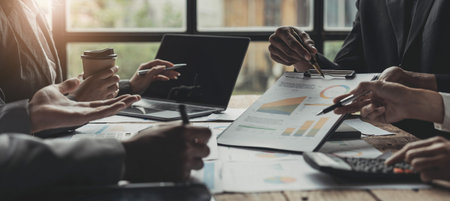 भारत में प्रमुख REITs और उनकी तुलना : कौन सा सबसे अच्छा है?